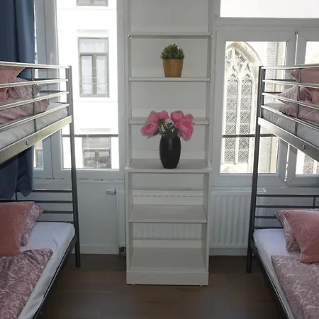 Bonjour сentre 3 * Antwerp